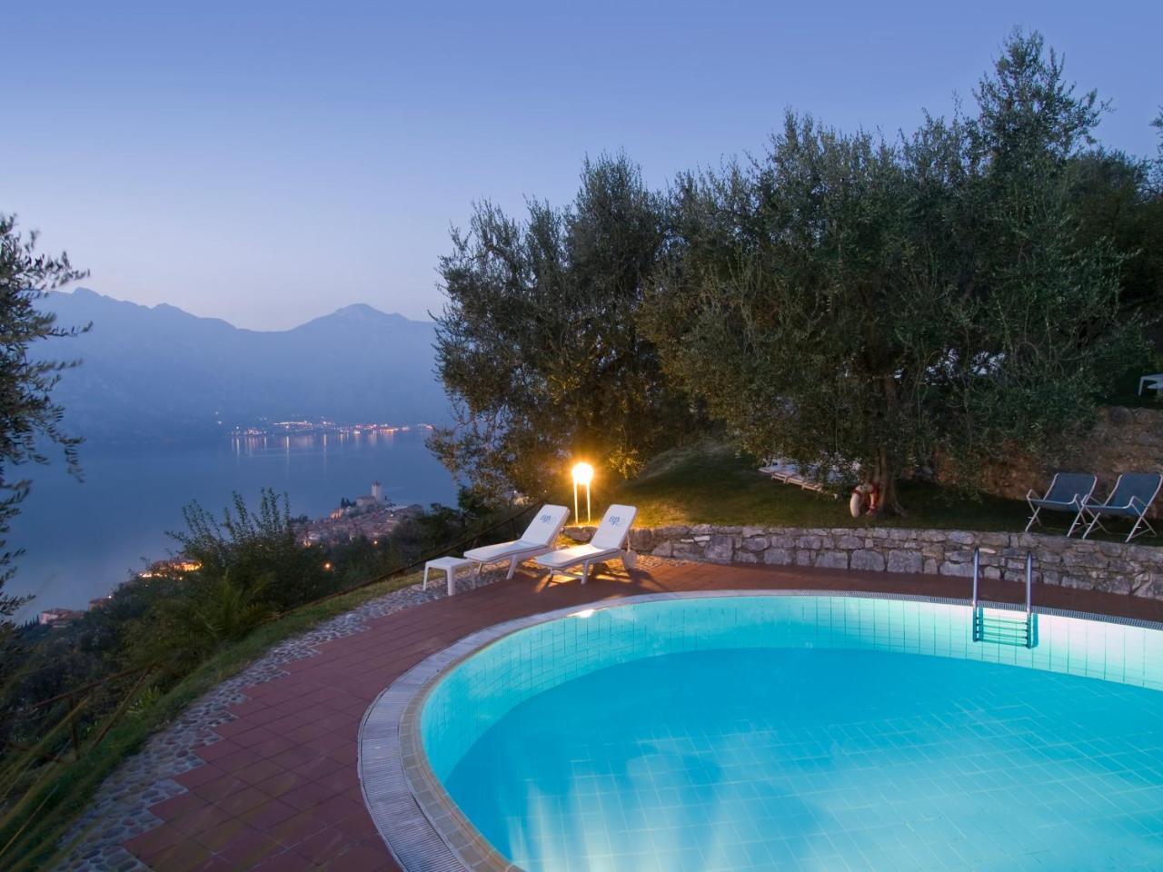 Hotel Bellavista Malcesine Bagian luar foto
